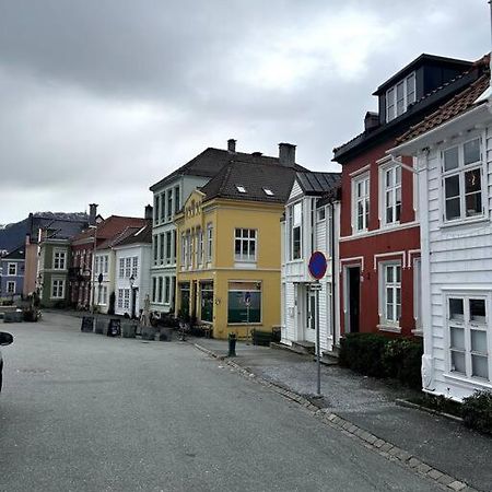 Cozy Apartment In Popular Street Bergen Eksteriør billede