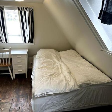 Cozy Apartment In Popular Street Bergen Eksteriør billede